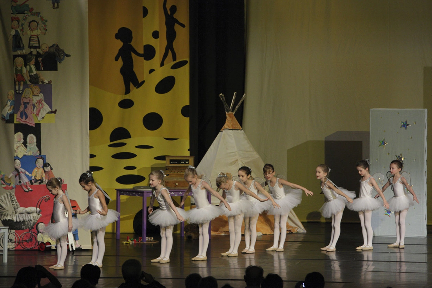 The Park - Ballettschule Neckarau - Mädchen tanzt

