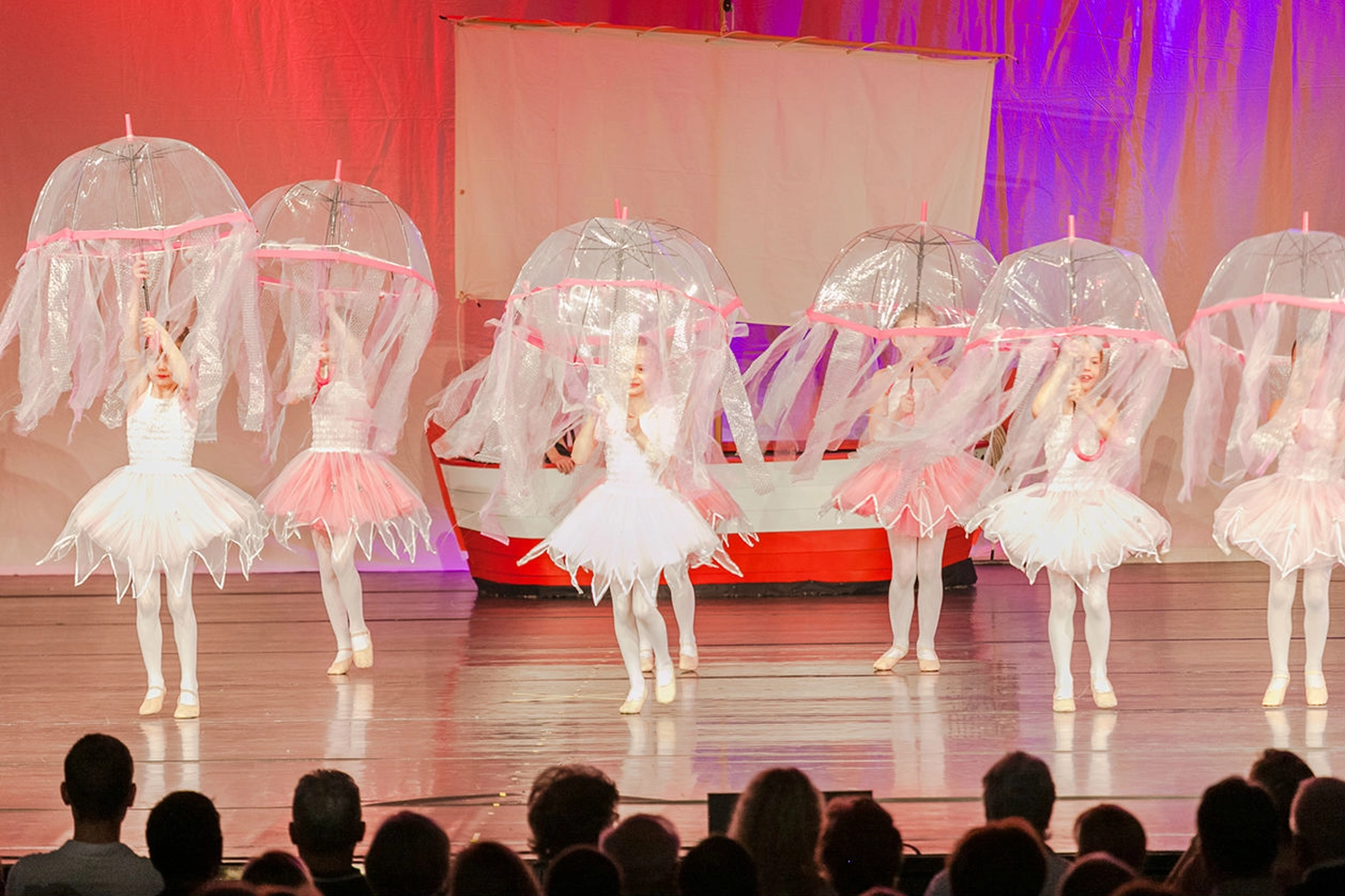 The Park - Ballettschule Neckarau - Mädchen tanzt