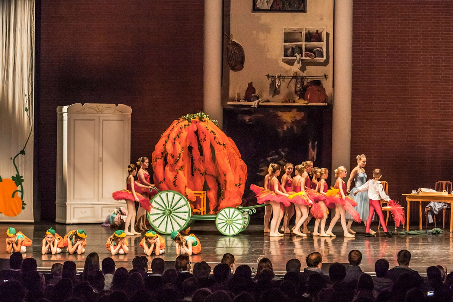 The Park - Ballettschule Neckarau - Mädchen tanzt